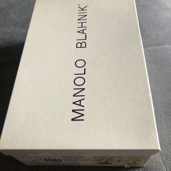 Heels - Picture 2 of 7